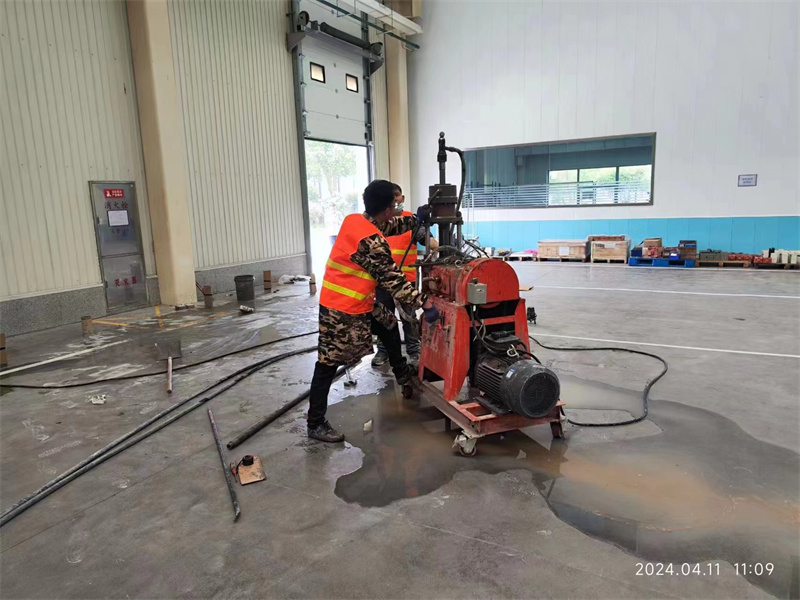 武穴厂房地面下沉塌陷注浆加固施工